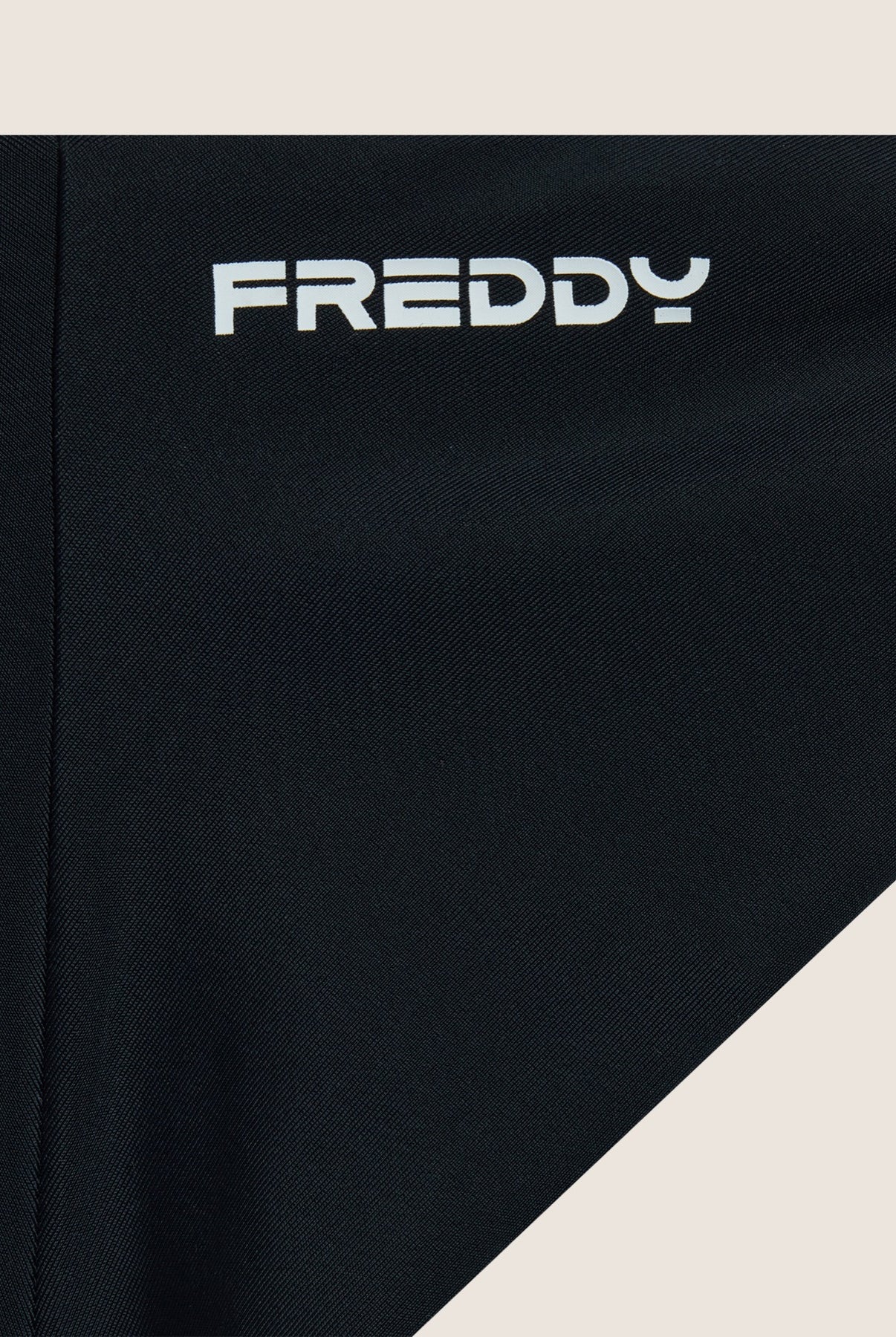 Brasilianische Bikinihose - An den Seiten gebunden - BLACK